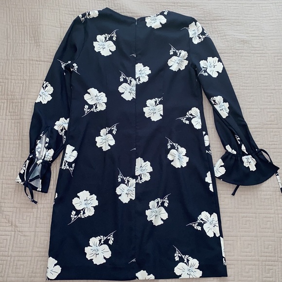 Banana Republic Dress - Picture 2 of 3